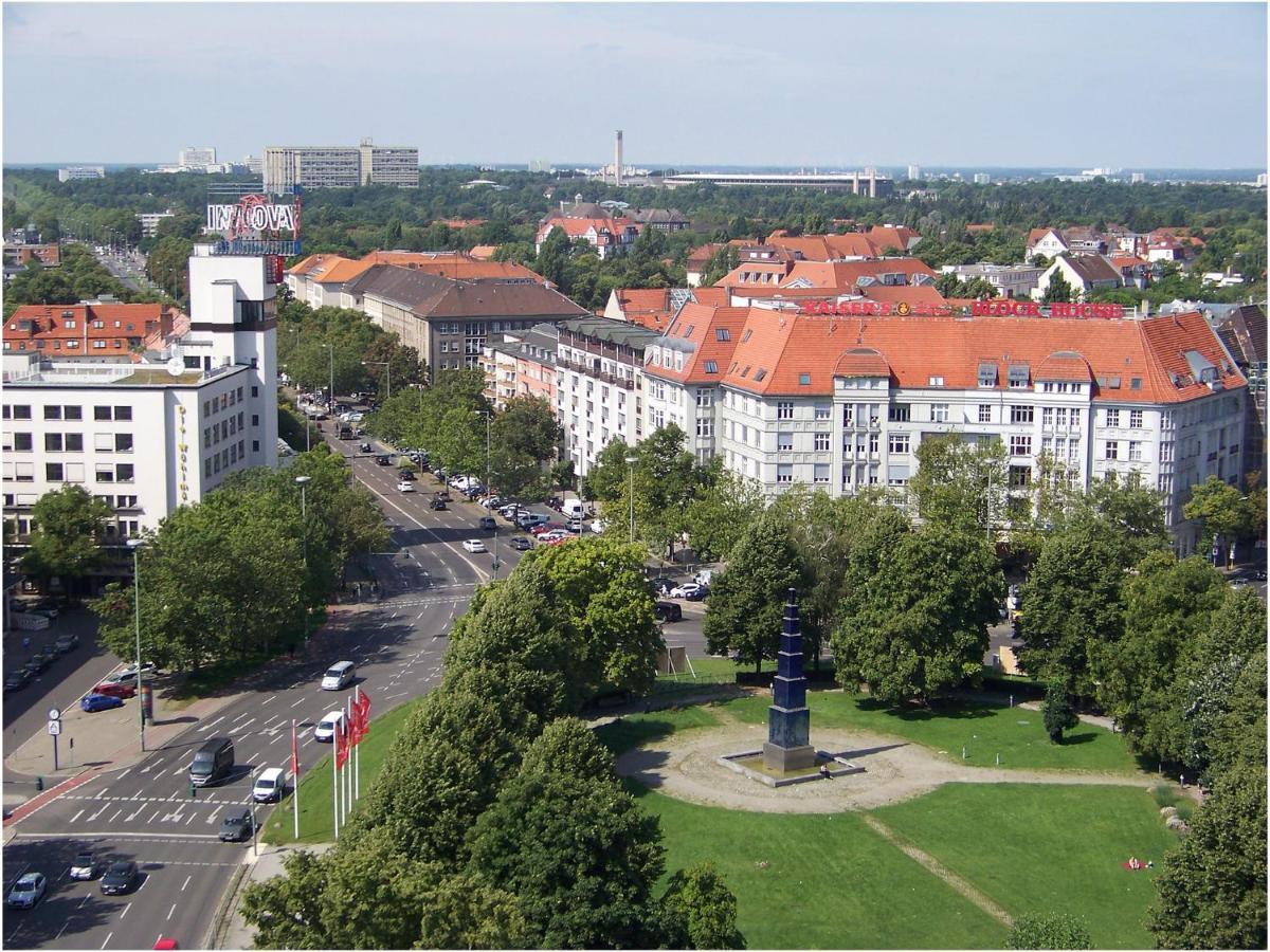 Hotel Vita Berlin-Messe Exterior foto